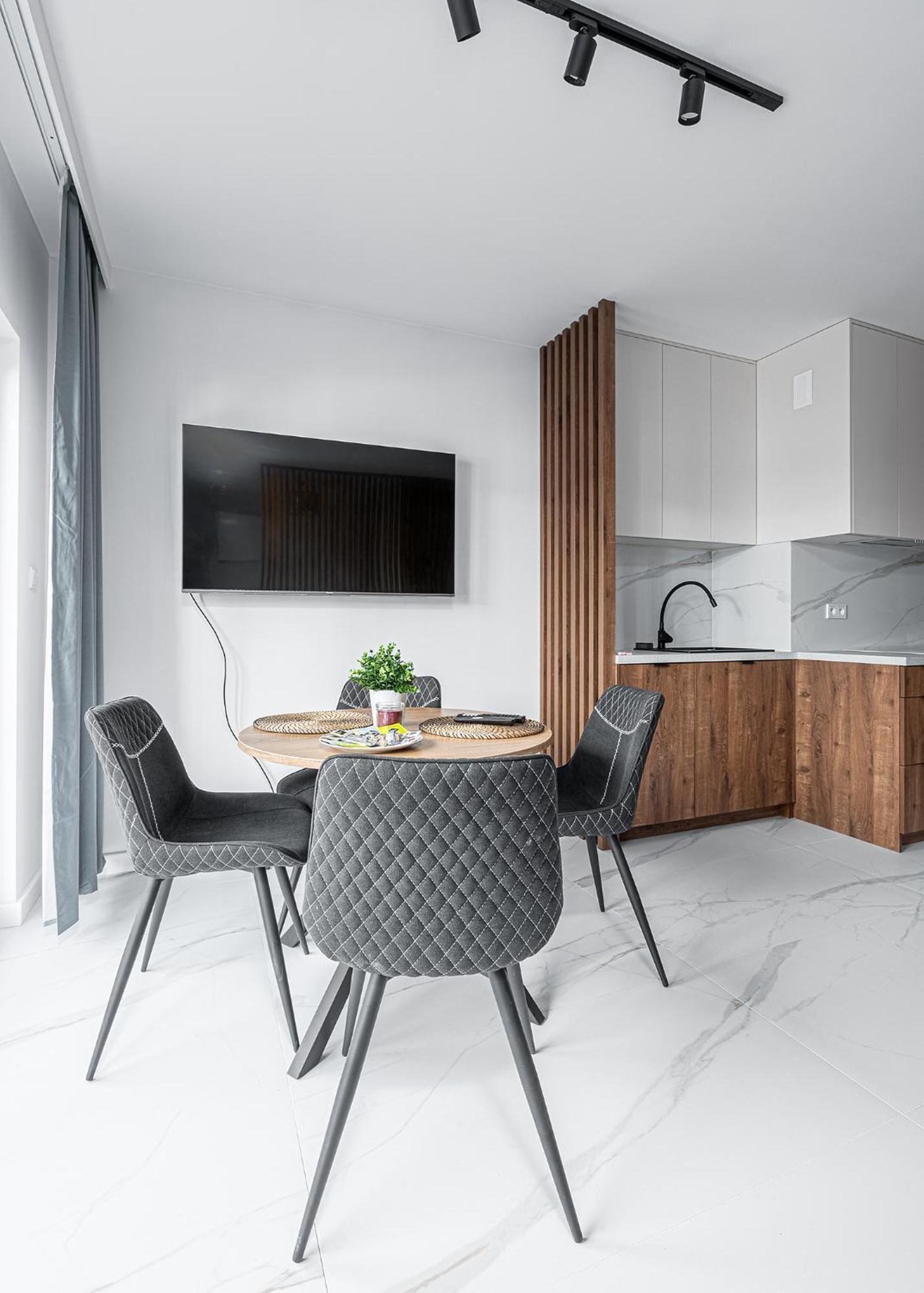 Rentplanet - Nawrot Apartment